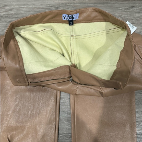 Vylette Tan Faux Leather Jogger Pants Size 11 New With Tags - Picture 5 of 16